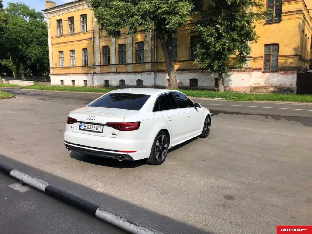 Audi A4  2017 года за 352 017 грн в Киеве