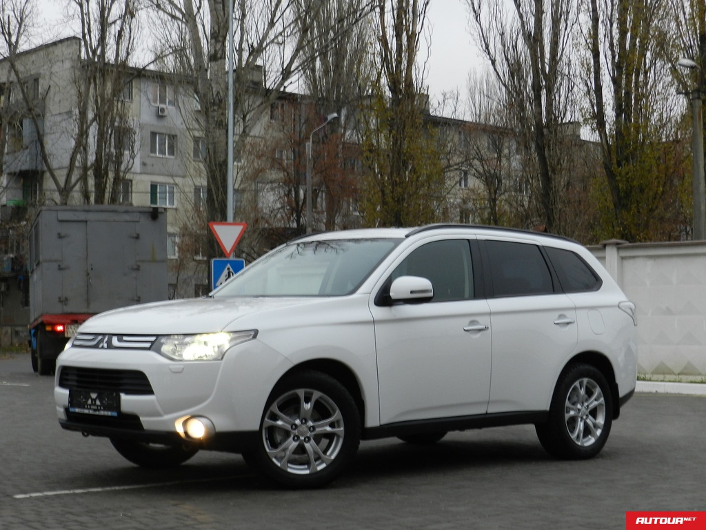 Mitsubishi Outlander  2013 года за 634 350 грн в Одессе