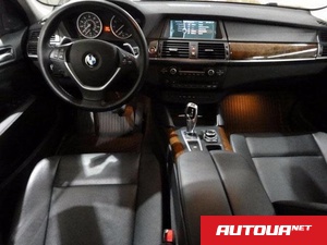 BMW X6 4.4л
