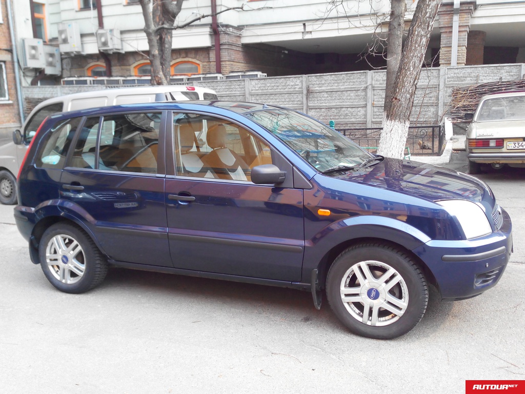 Ford Fusion 1,4 АТ 2004 года за 183 556 грн в Киеве