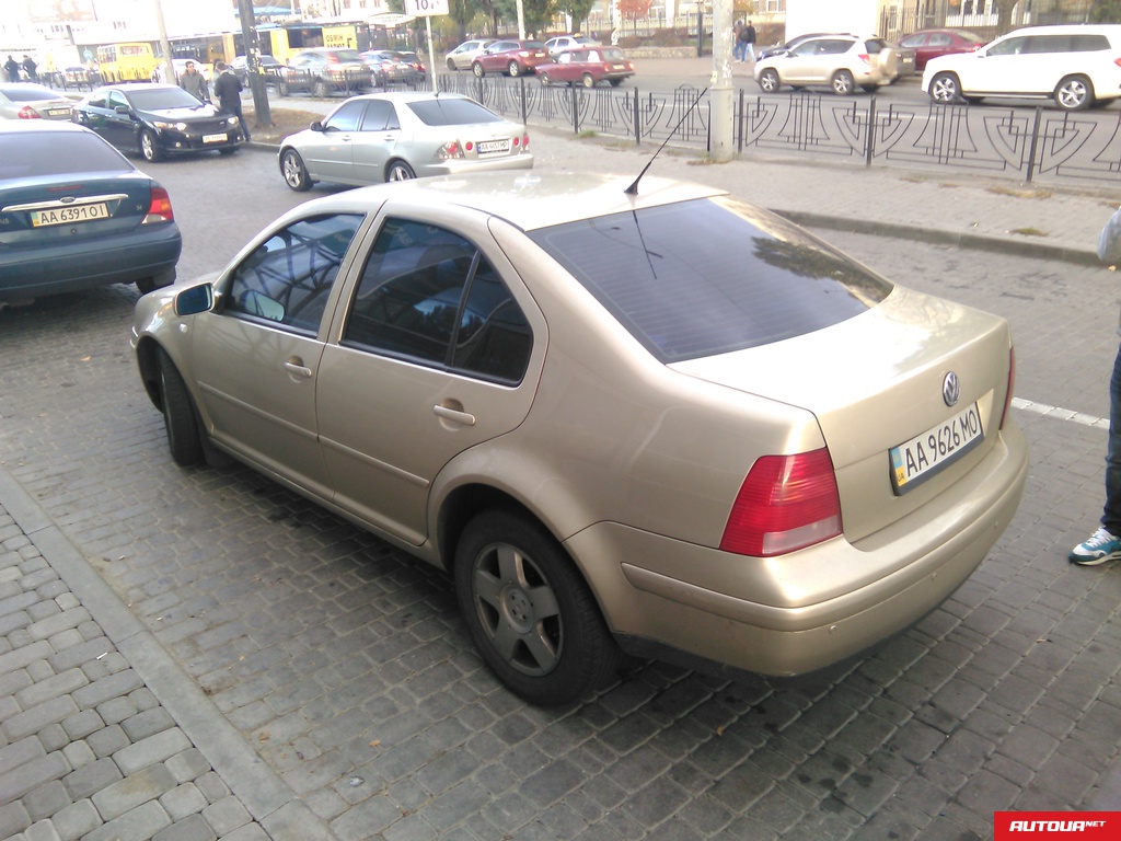 Volkswagen Bora 1.6 АТ Сomfort 2001 года за 159 262 грн в Киеве