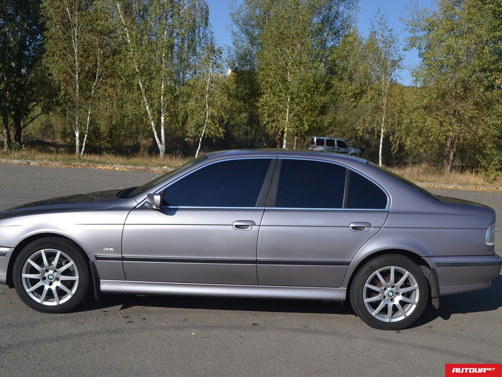 BMW 520i  1999 года за 232 145 грн в Киеве