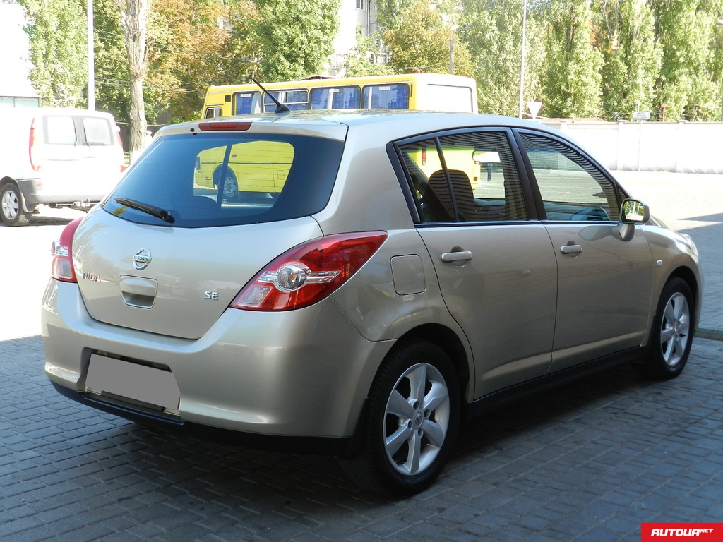 Nissan Tiida  2009 года за 253 740 грн в Одессе