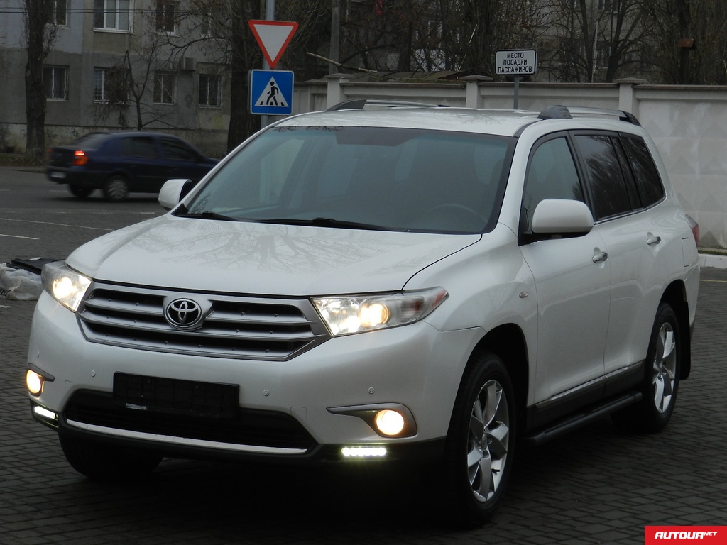 Toyota Highlander  2011 года за 763 919 грн в Одессе