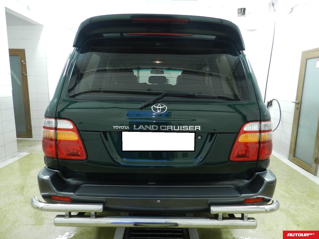 Toyota Land Cruiser 100 2003 года за 531 774 грн в Одессе
