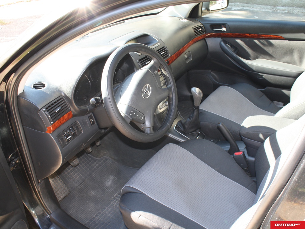 Toyota Avensis  2004 года за 196 929 грн в Василькове