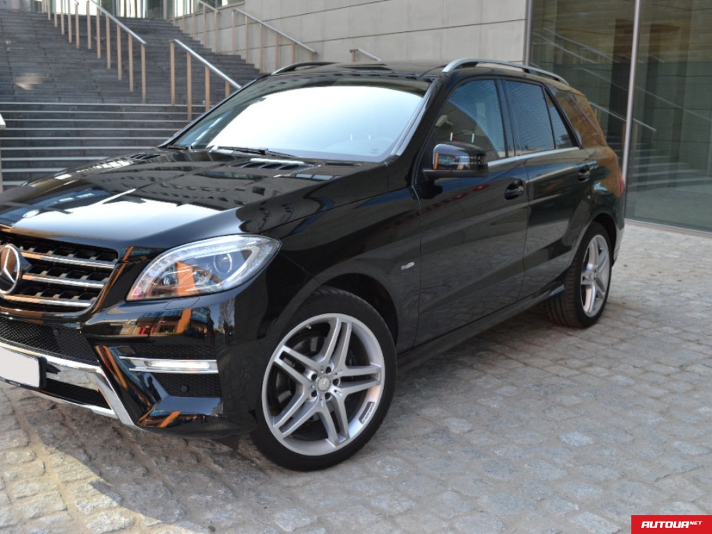 Mercedes-Benz ML 350  2013 года за 41 300 грн в Киеве