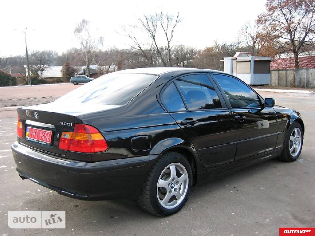 BMW 325i  2003 года за 220 000 грн в Киеве