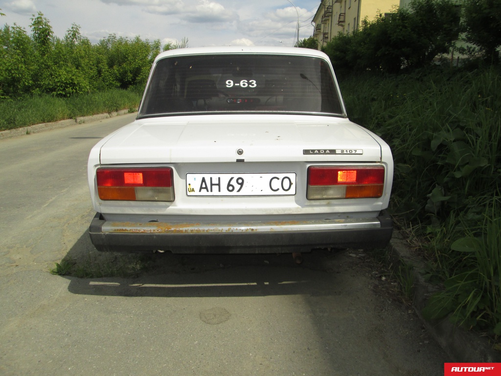 Lada (ВАЗ) 21074 1 запаска, сигнализация SHERIFF, автомагнитола Peoneer, домкрат гидравл. 1т, к-т сцепления 2007 года за 40 490 грн в Донецке