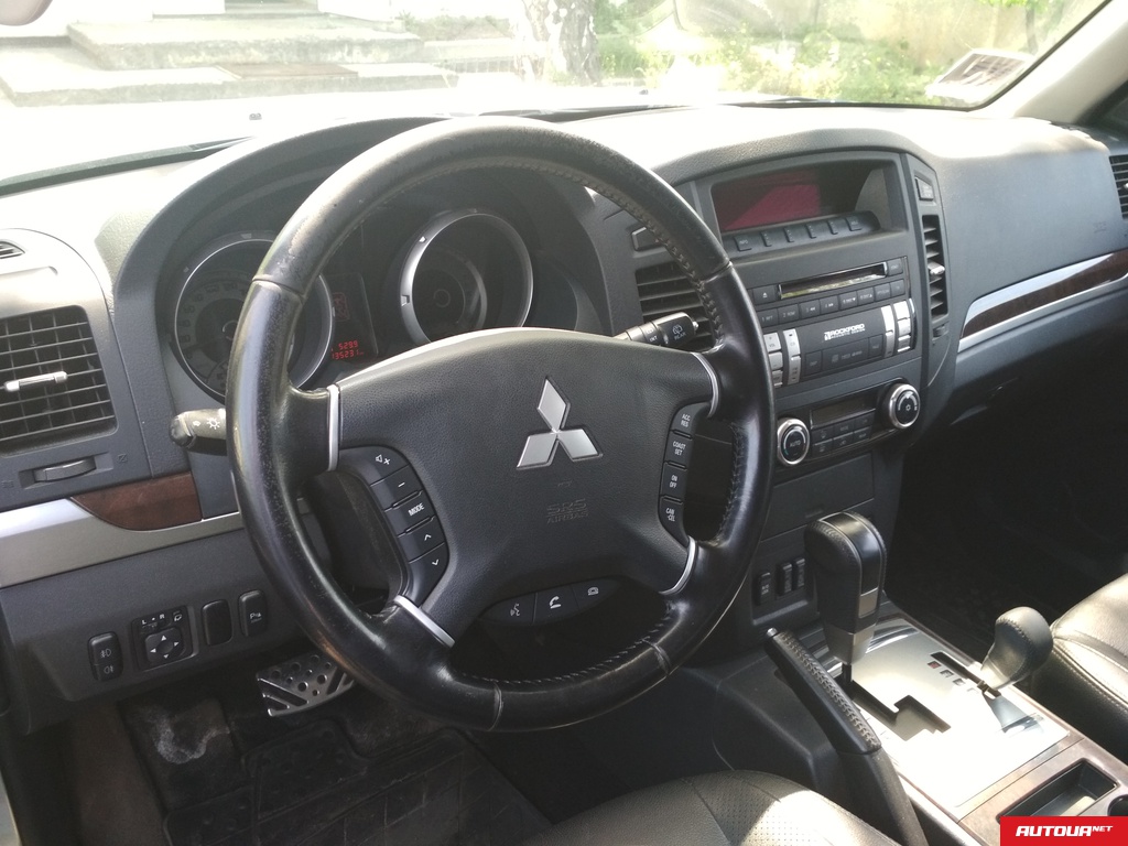 Mitsubishi Pajero  2013 года за 709 835 грн в Киеве
