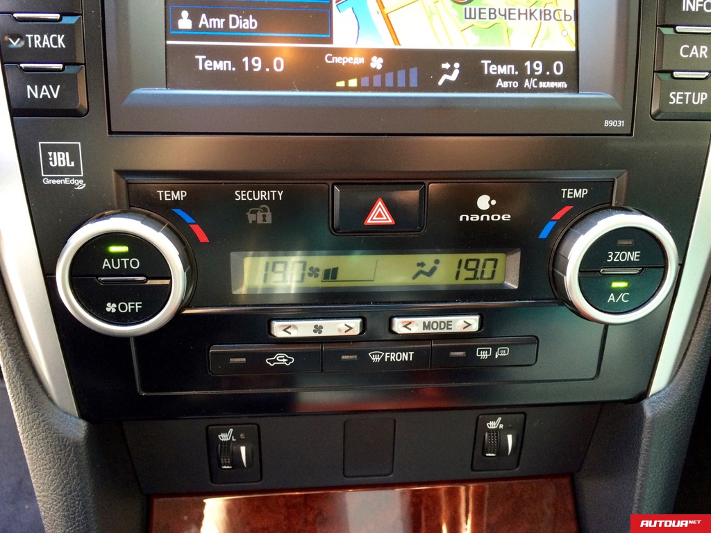 Toyota Camry Premium 2014 года за 823 305 грн в Киеве