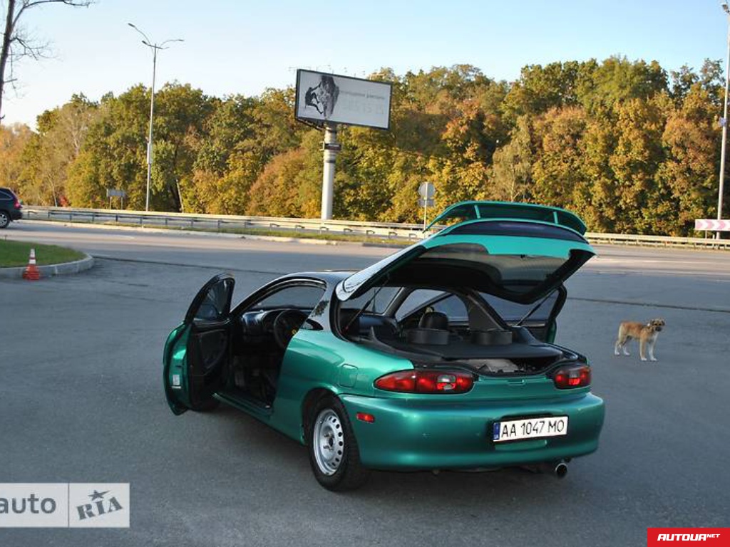 Mazda MX-3 1.6i 1994 года за 113 480 грн в Киеве