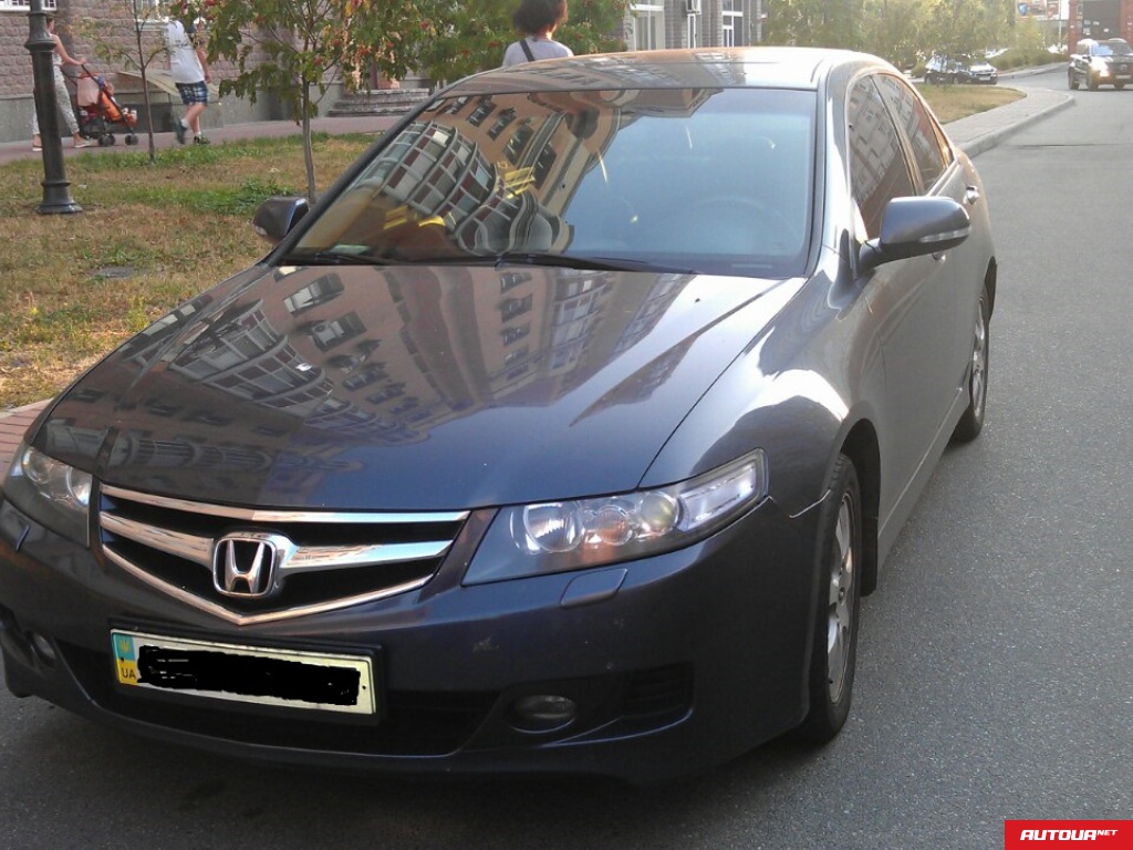 Honda Accord 2.0 Executive 2007 года за 303 678 грн в Киеве