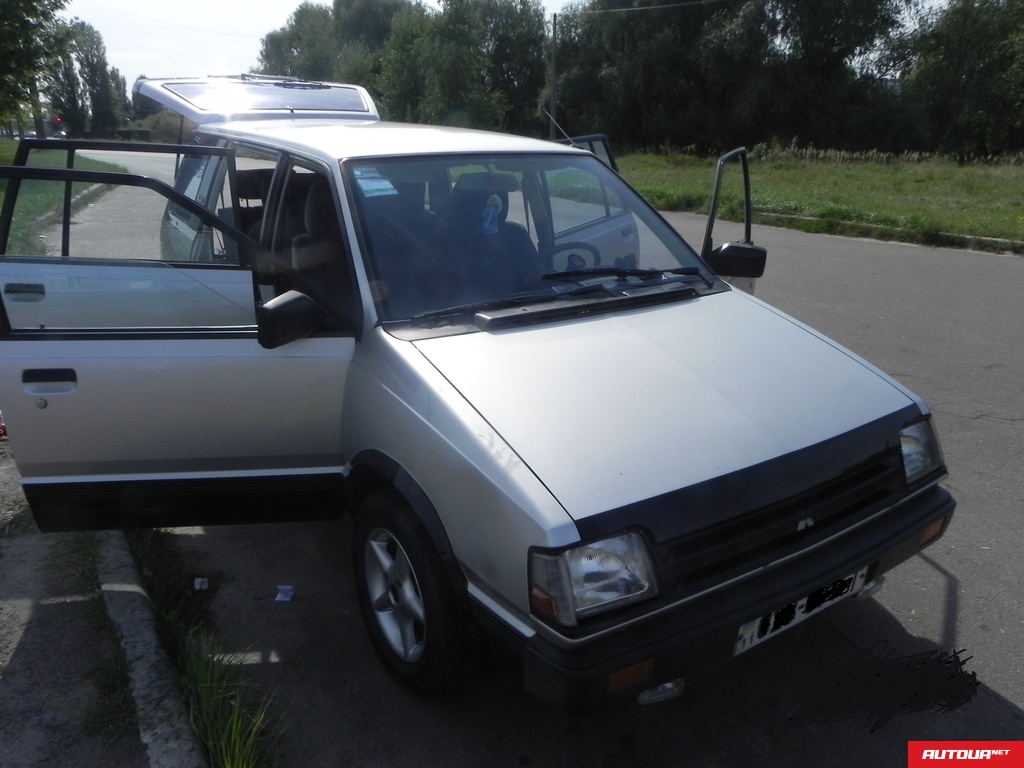 Mitsubishi Space Wagon  1988 года за 119 852 грн в Киеве