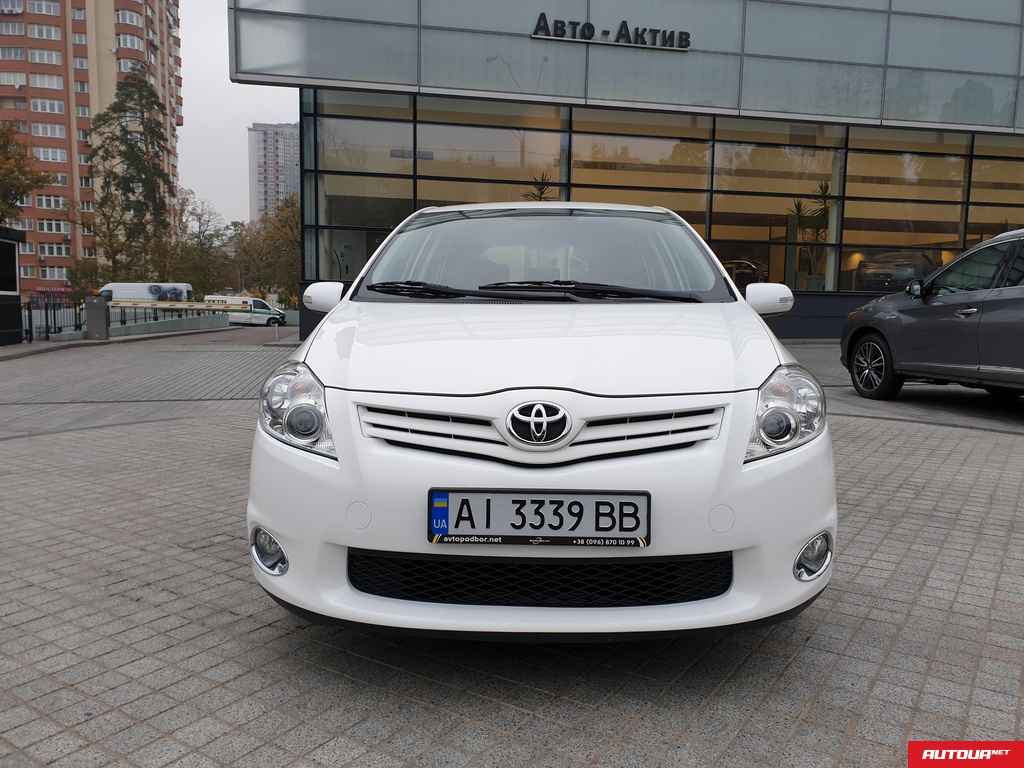 Toyota Auris  2012 года за 352 130 грн в Киеве