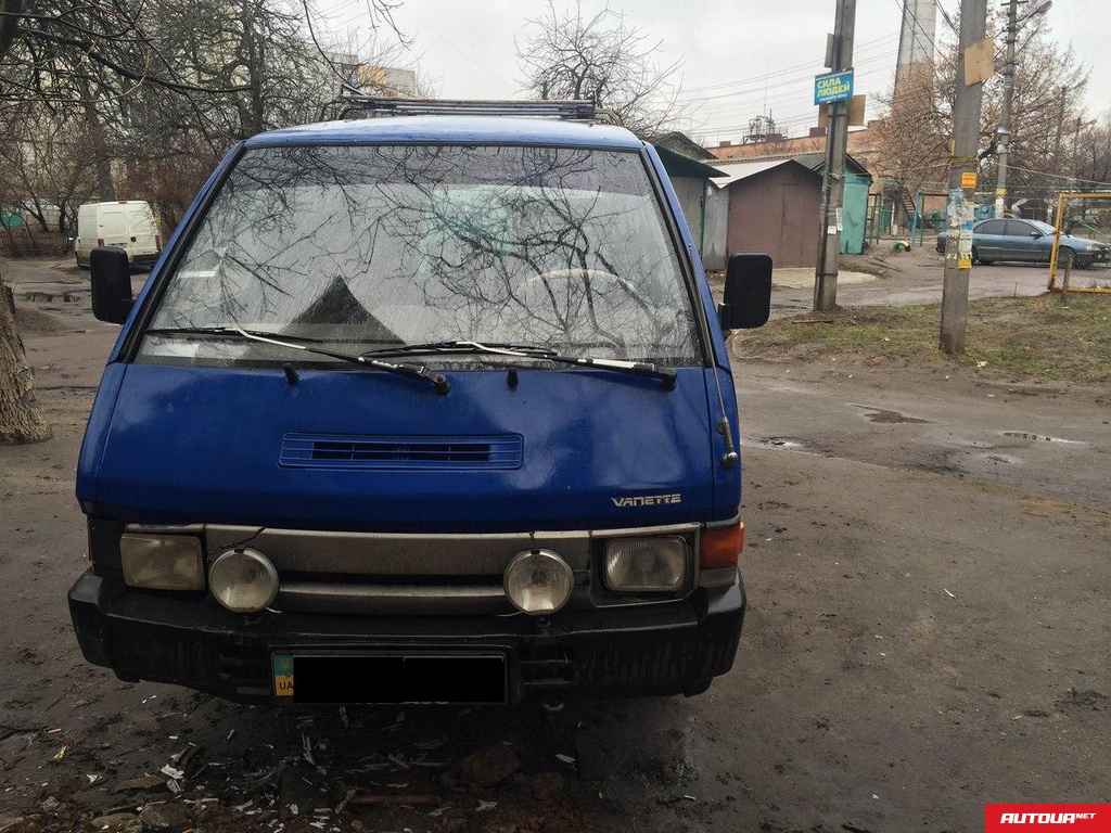 Nissan Vanette  1993 года за 48 588 грн в Киеве