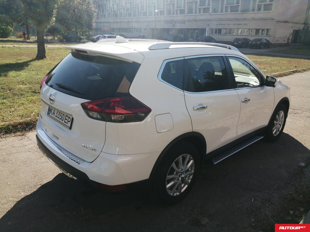 Nissan Rogue SV Premiun AWD 2018 года за 465 165 грн в Киеве