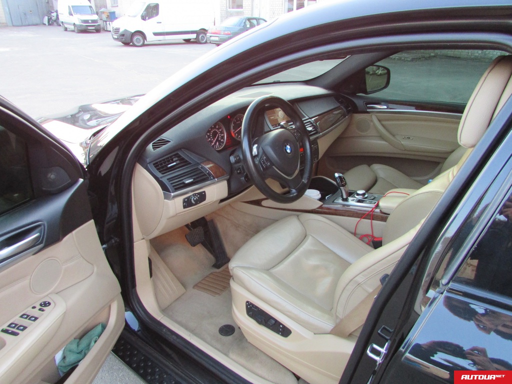 BMW X6  2008 года за 657 637 грн в Киеве