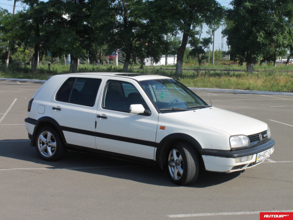 Volkswagen Golf  1993 года за 107 974 грн в Мариуполе