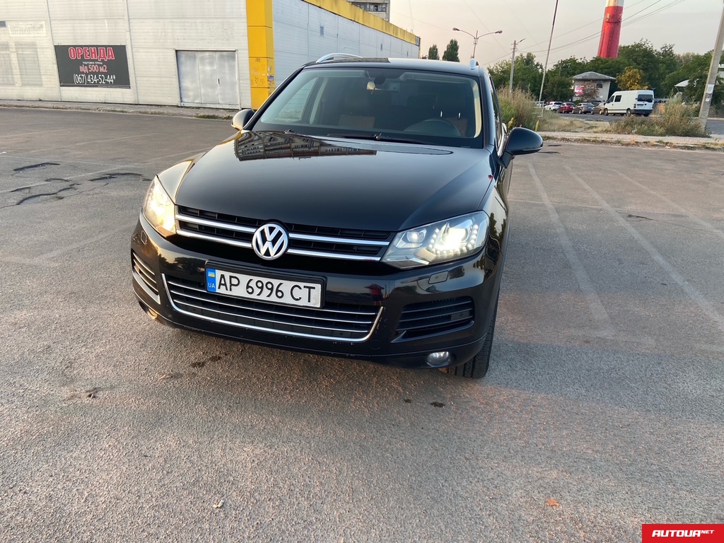 Volkswagen Touareg  2014 года за 930 331 грн в Житомире