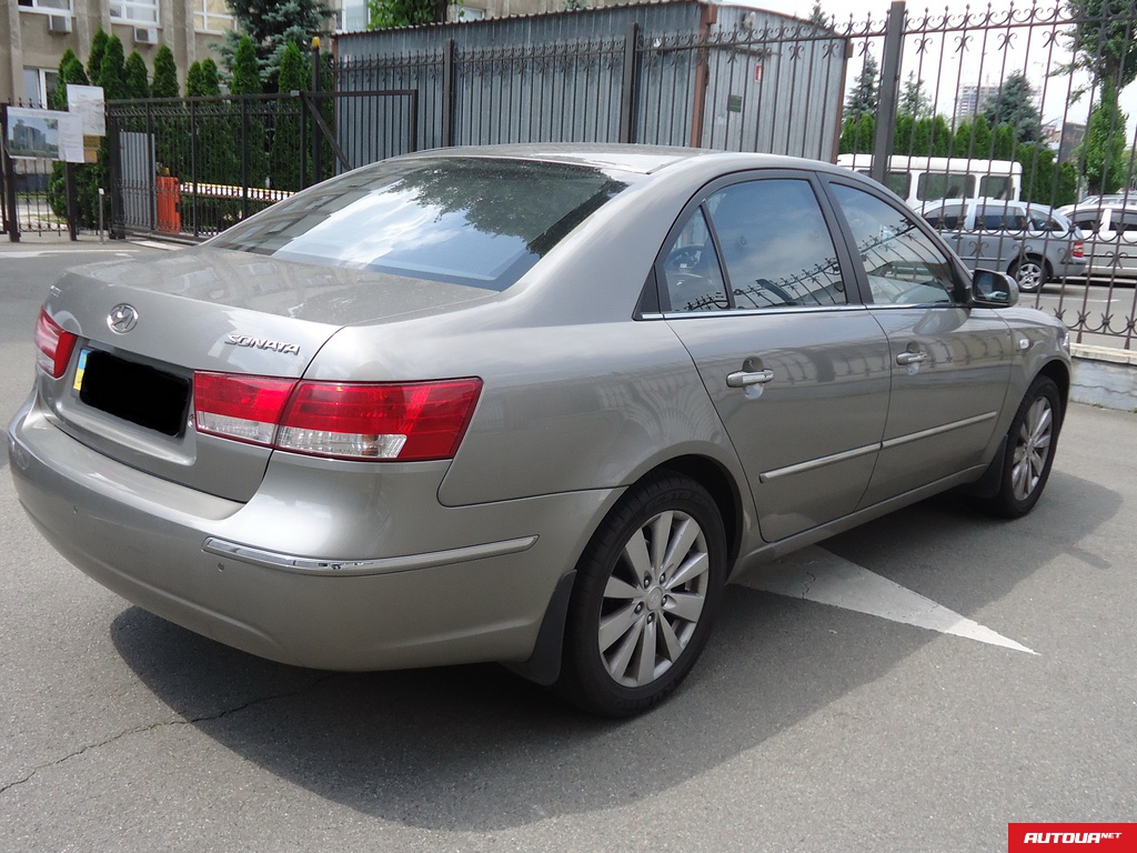 Hyundai Sonata GLS 2009 года за 418 401 грн в Киеве