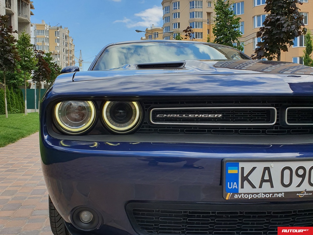 Dodge Challenger SXT Super Track Pack 2015 года за 578 289 грн в Киеве