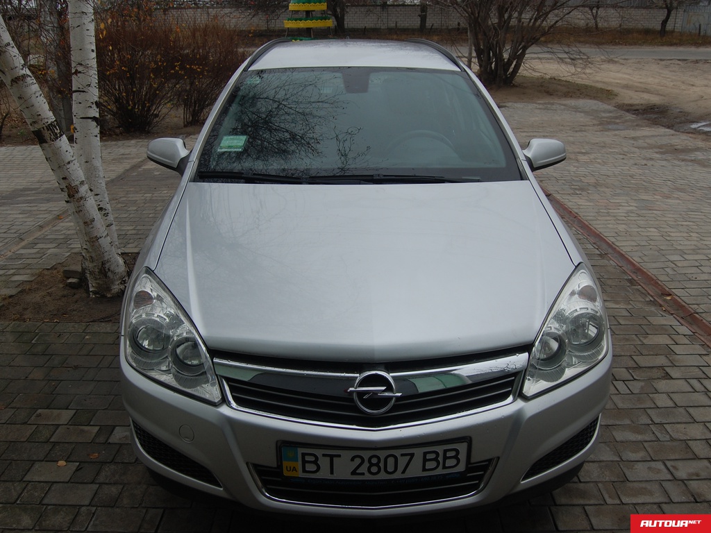 Opel Astra H 1.9 CDTI Caravan 2008 года за 310 426 грн в Херсне