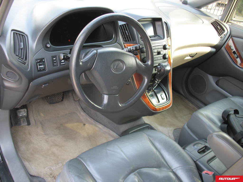 Lexus RX 300  2000 года за 242 942 грн в Запорожье
