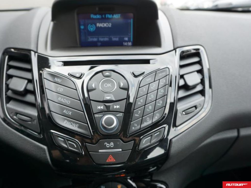 Ford Fiesta Комфорт 2015 года за 150 000 грн в Днепродзержинске