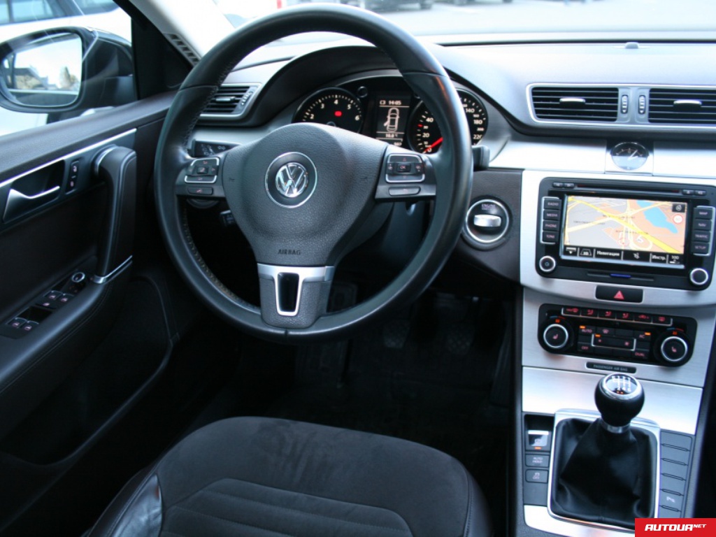 Volkswagen Passat B7 2011 года за 614 104 грн в Киеве
