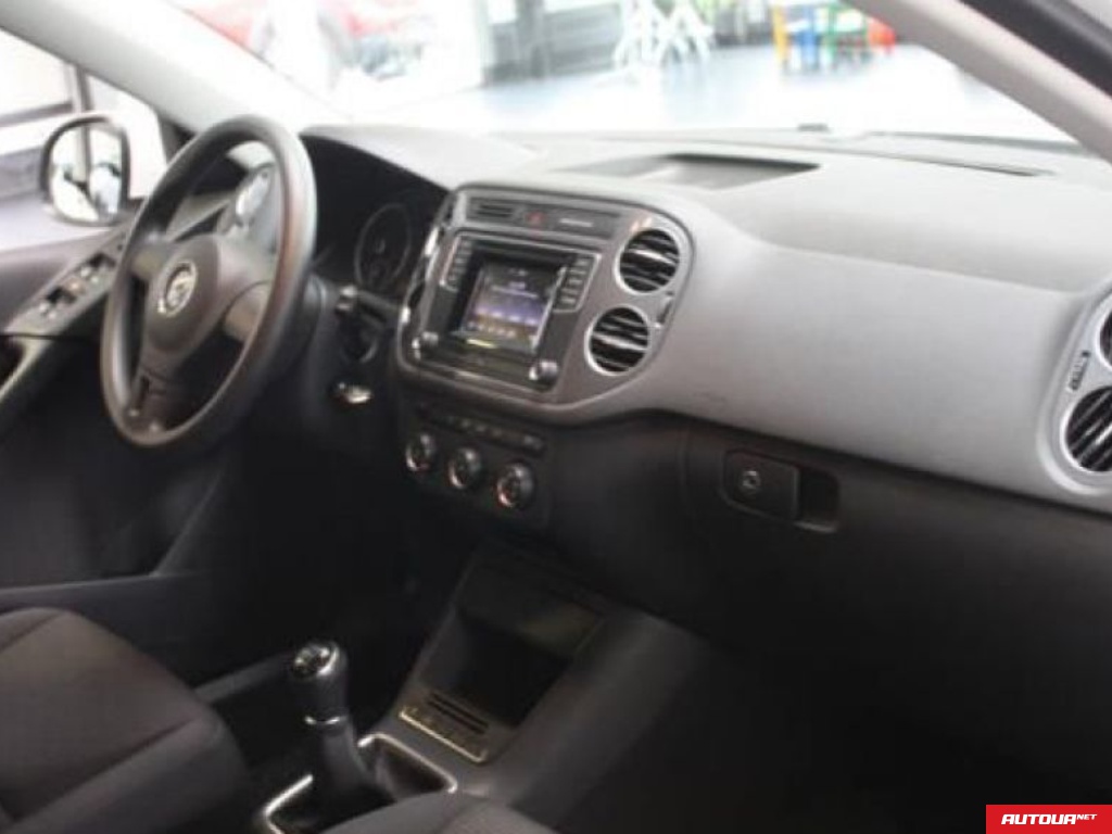 Volkswagen Tiguan  2014 года за 300 000 грн в Днепродзержинске