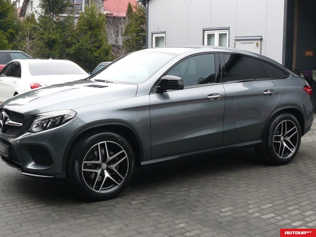 Mercedes-Benz GLE 350  2017 года за 2 169 656 грн в Киеве
