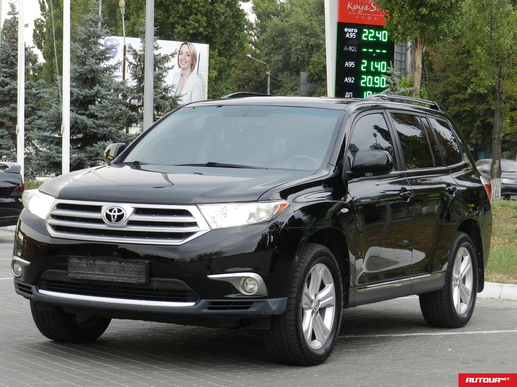 Toyota Highlander  2012 года за 774 716 грн в Одессе