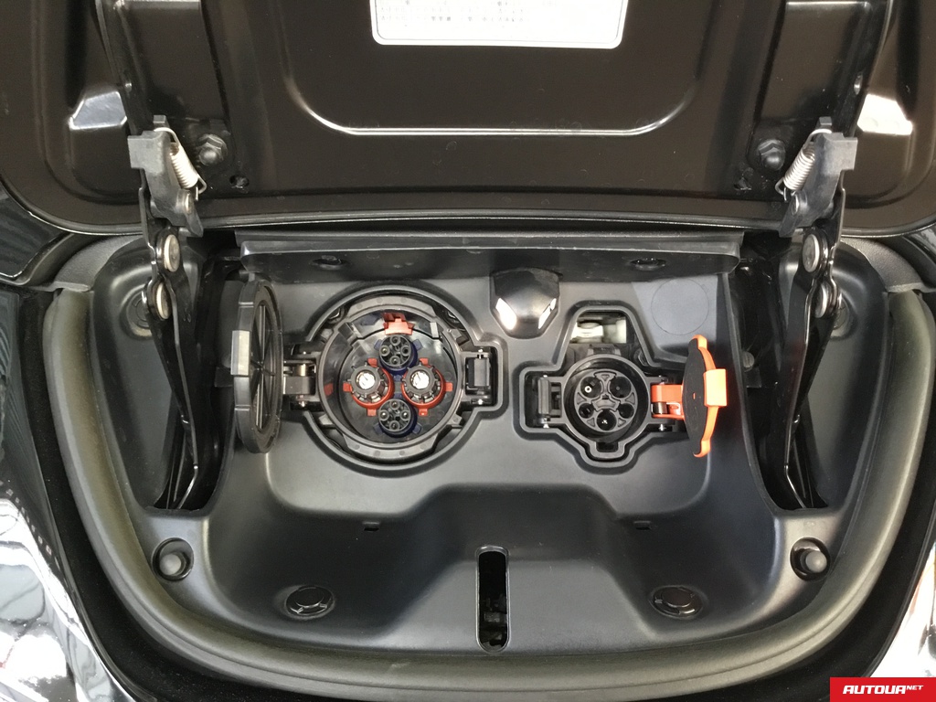 Nissan Leaf SV 2013 года за 431 898 грн в Запорожье