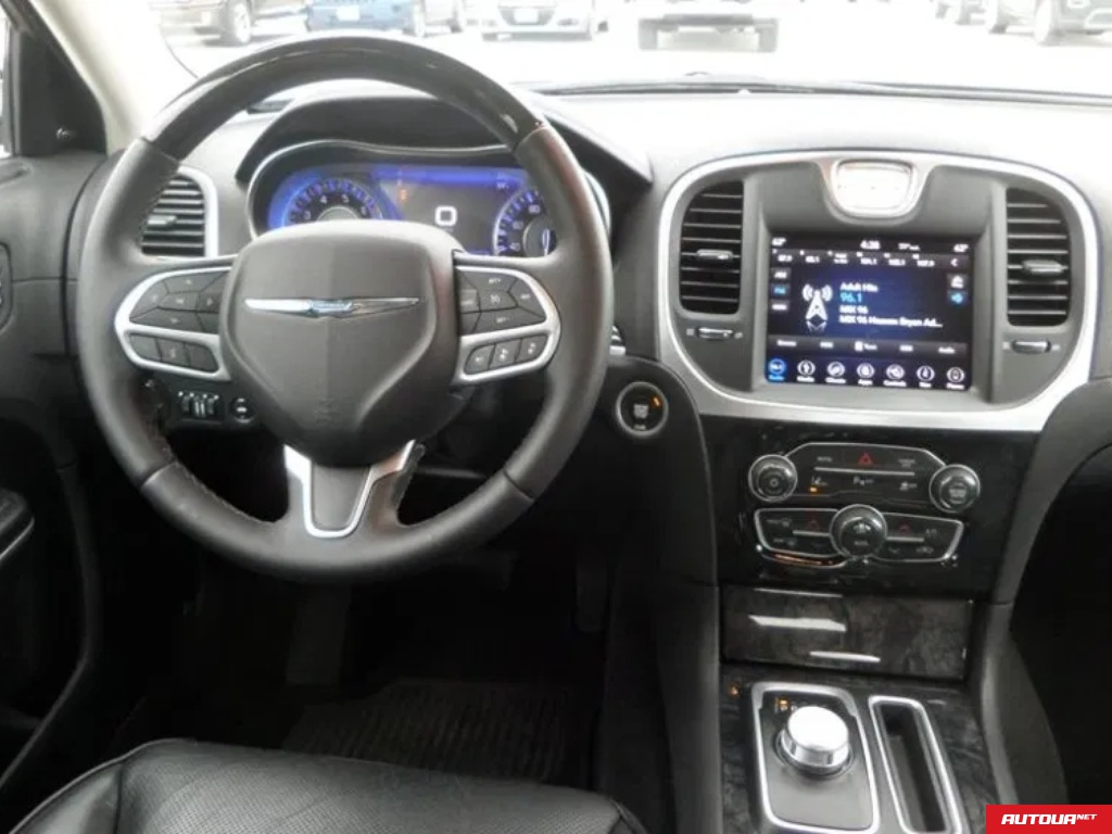 Chrysler 300 C  2017 года за 299 214 грн в Киеве