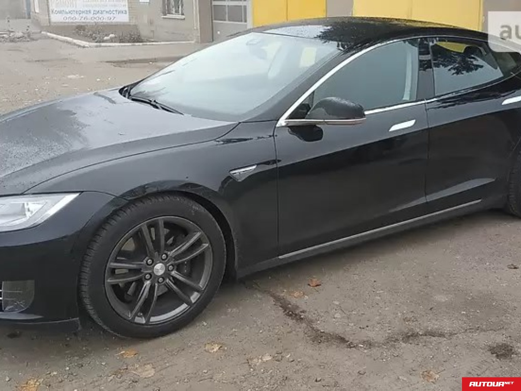 Tesla Model S  2015 года за 1 395 185 грн в Киеве