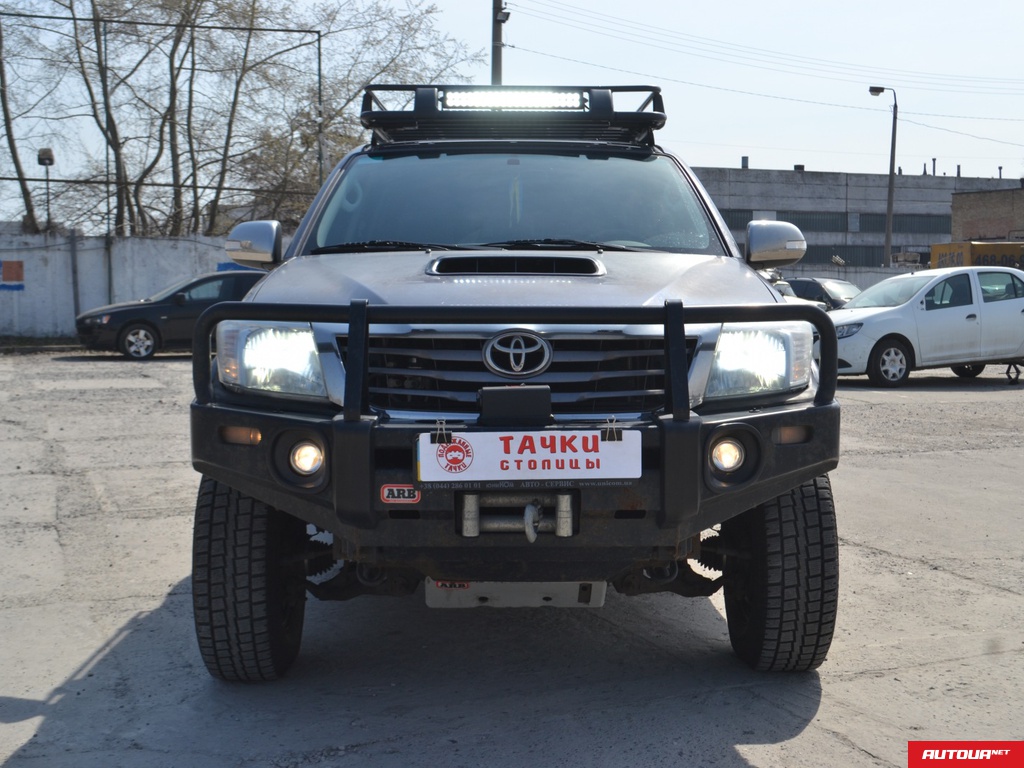 Toyota Hilux  2013 года за 667 901 грн в Киеве