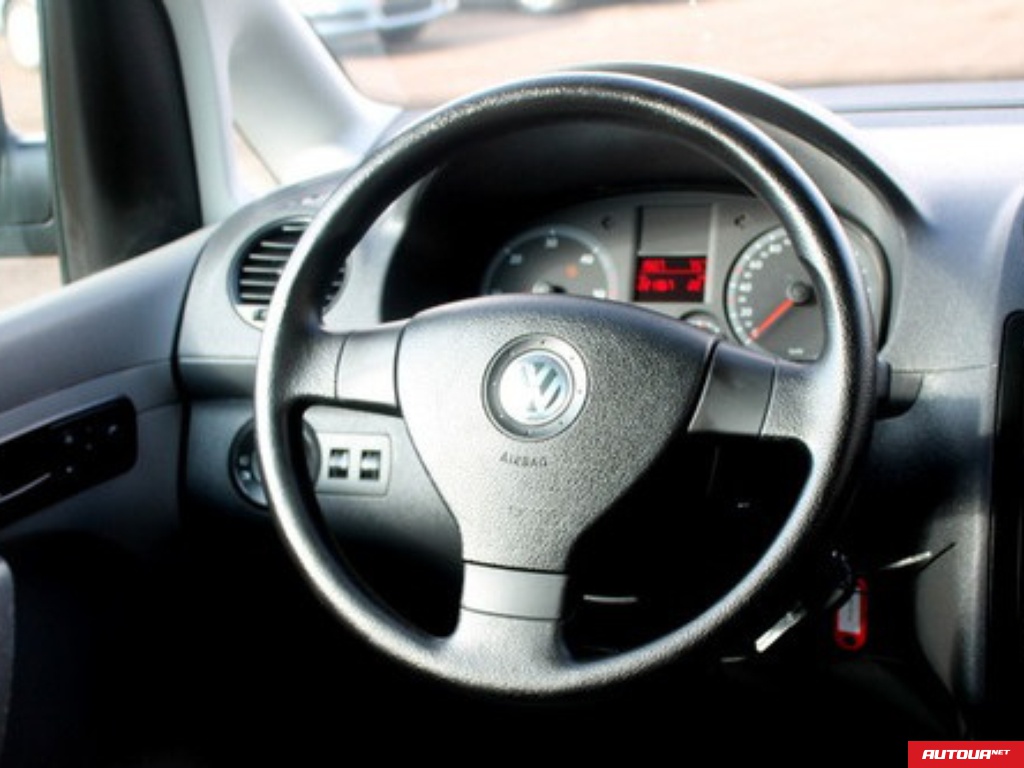 Volkswagen Caddy  2006 года за 117 000 грн в Киеве