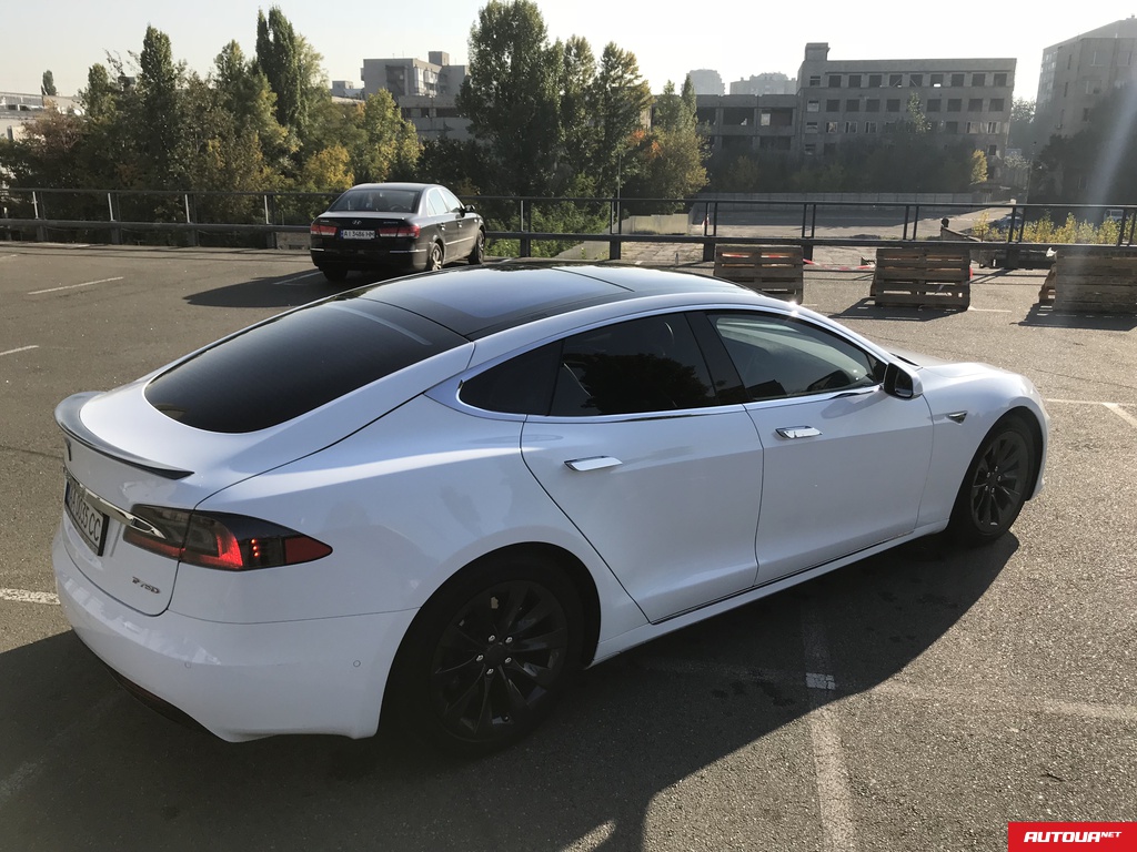 Tesla Model S 75D 2016 года за 2 049 661 грн в Киеве