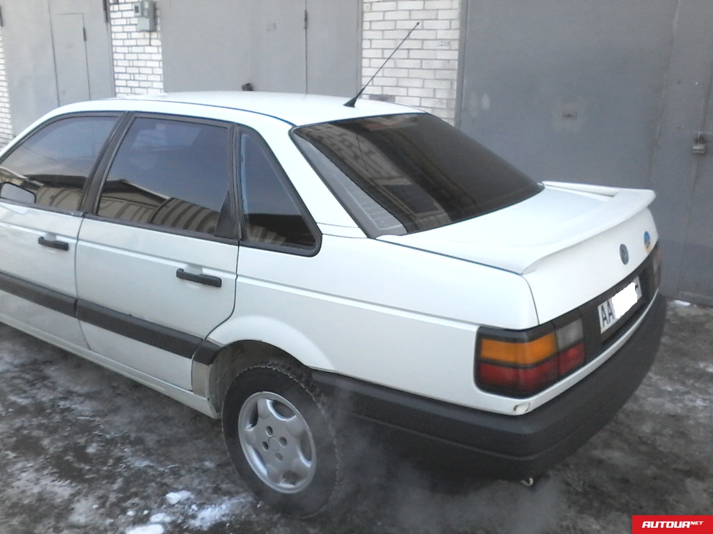 Volkswagen Passat 2,0 16V (136 л.с) 1989 года за 86 380 грн в Киеве