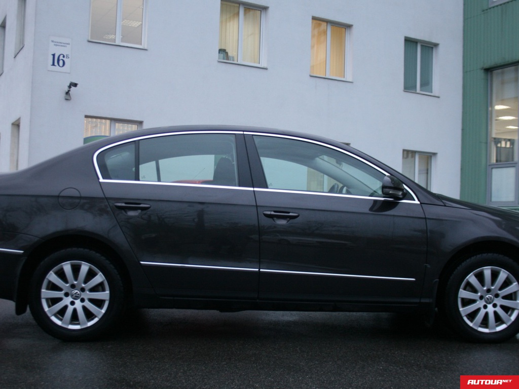 Volkswagen Passat  2008 года за 282 223 грн в Киеве