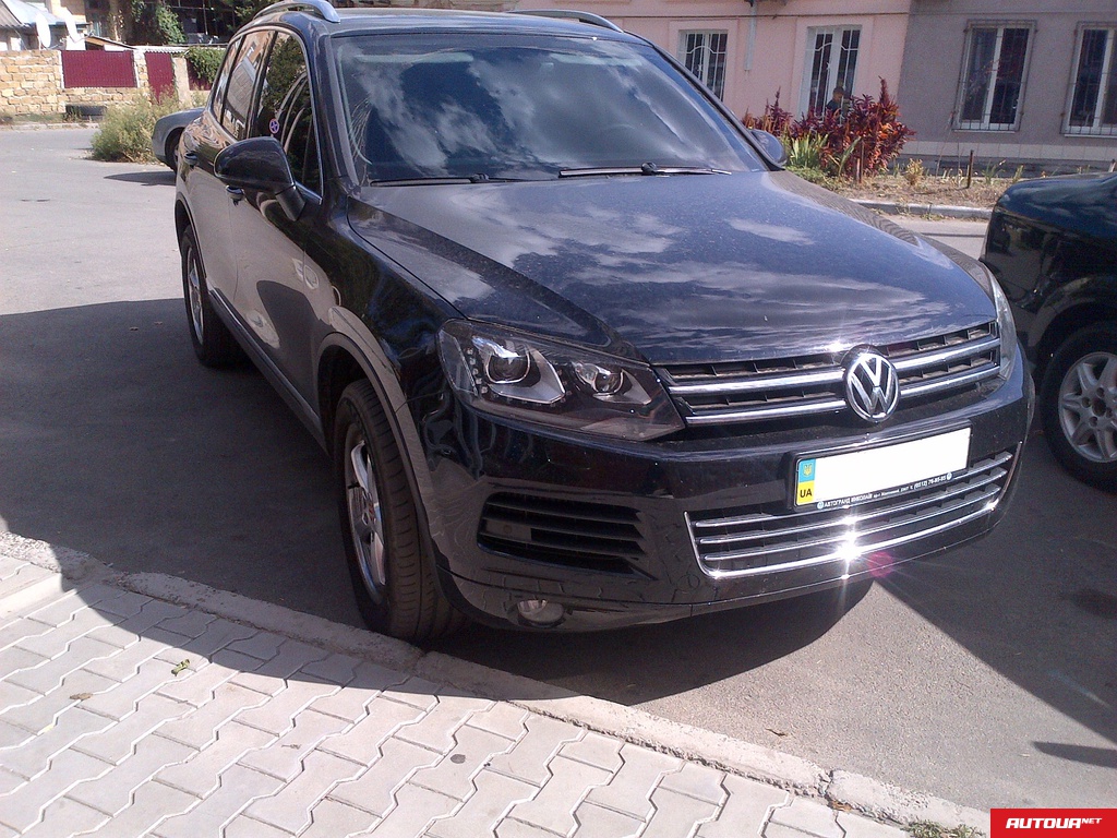 Volkswagen Touareg  2012 года за 1 322 686 грн в Херсне