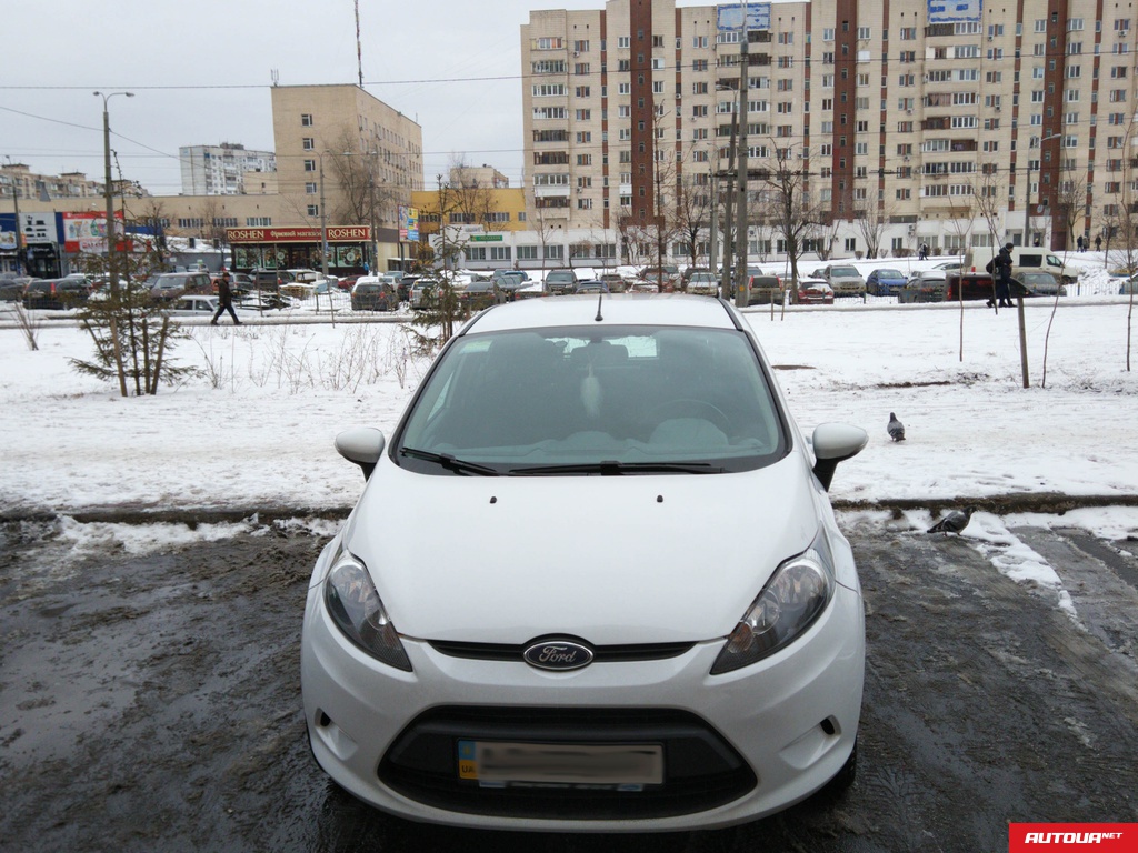 Ford Fiesta 1,4 AT 2011 года за 241 112 грн в Киеве