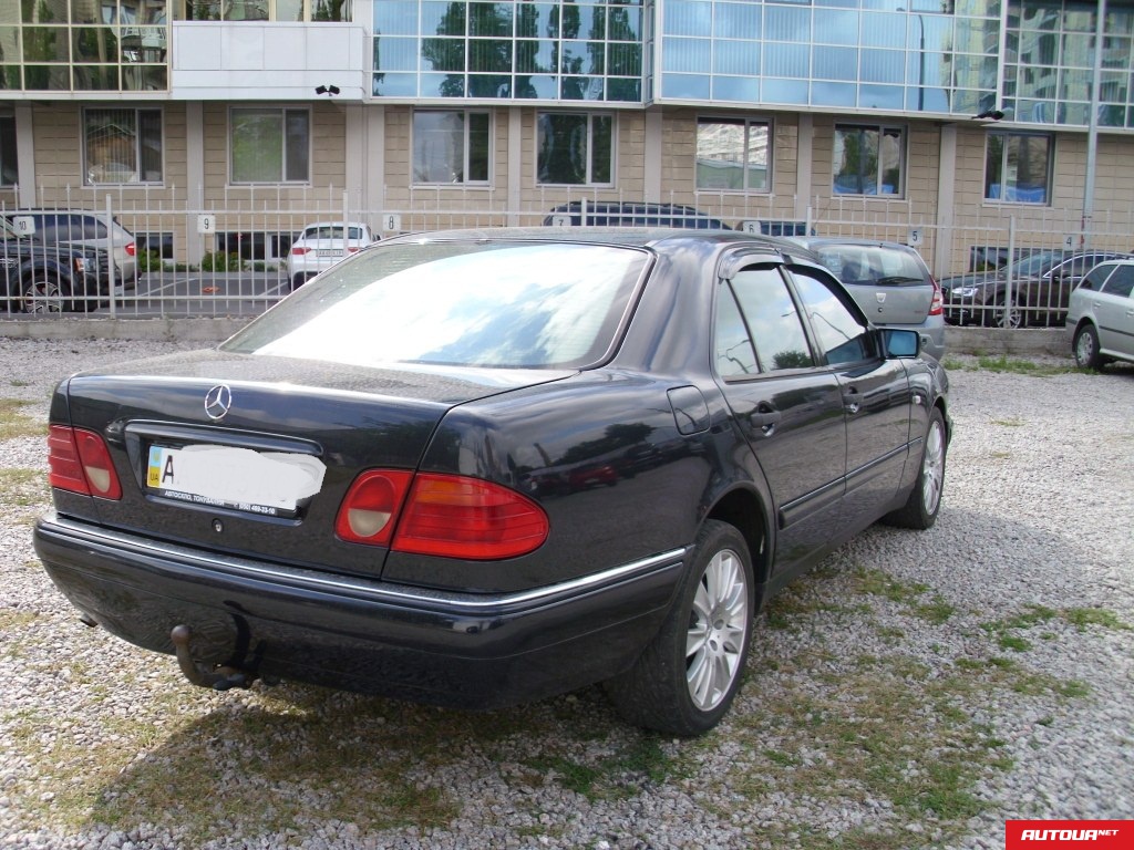 Mercedes-Benz E 230  1997 года за 264 537 грн в Киеве