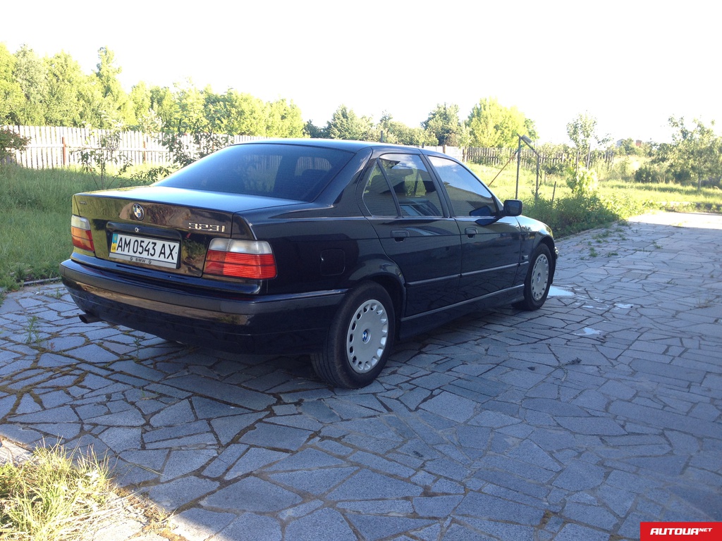 BMW 323i  1996 года за 134 968 грн в Киеве
