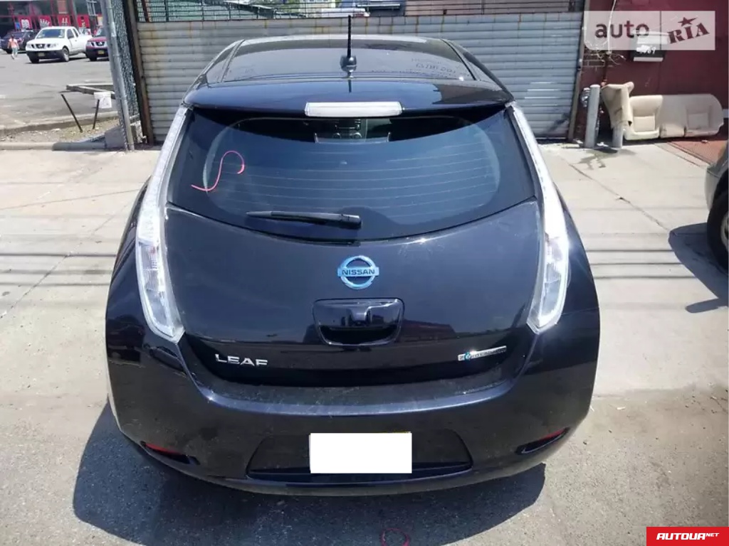 Nissan Leaf S 2015 года за 396 493 грн в Тернополе