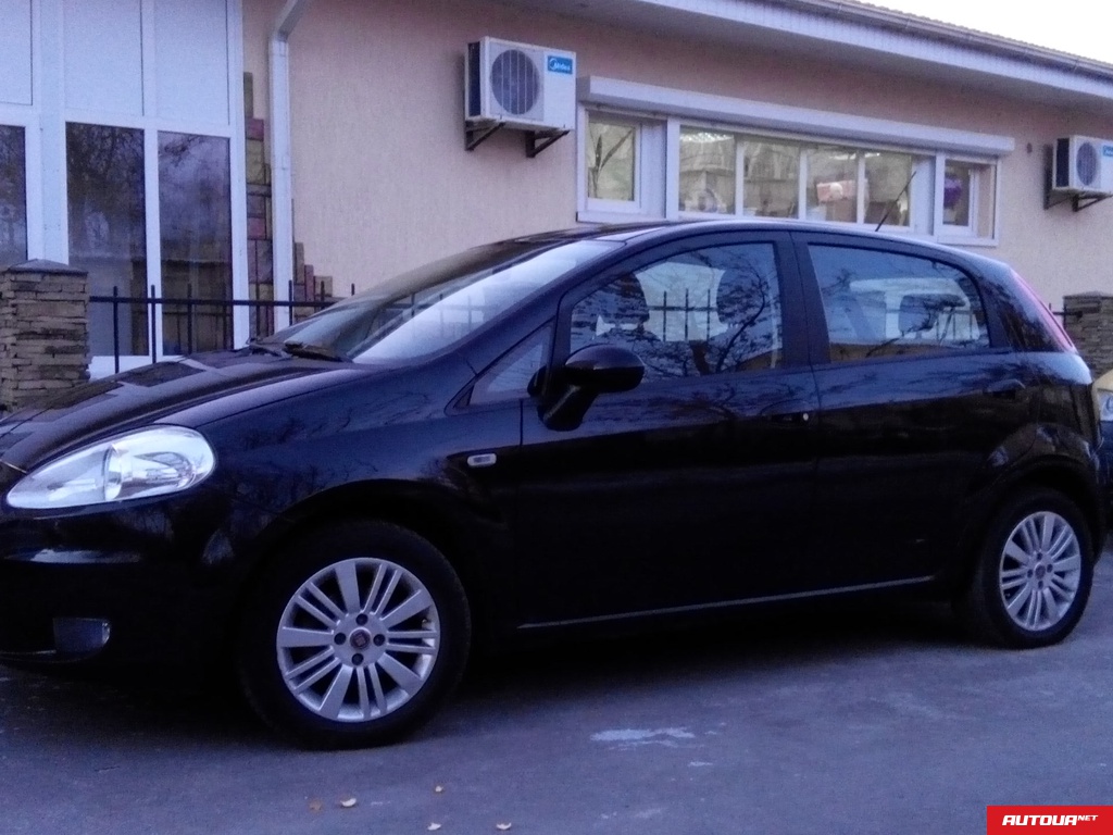 FIAT Grande Punto A/T 6800 $ 2007 года за 129 200 грн в Киеве