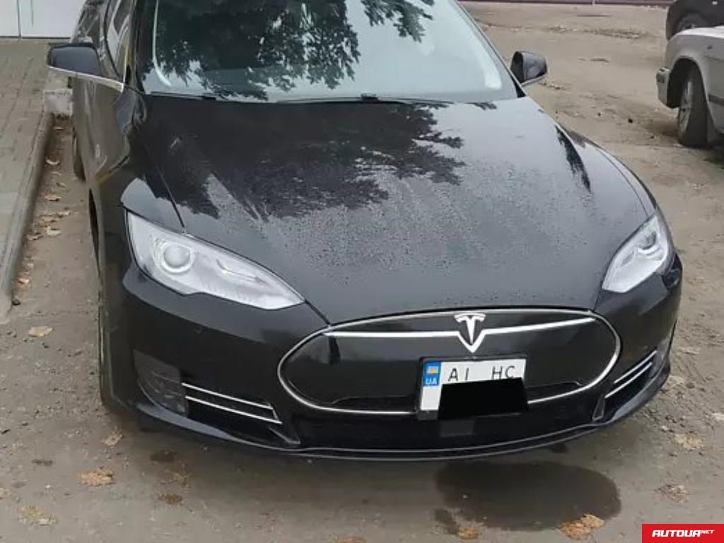 Tesla Model S  2015 года за 1 395 185 грн в Киеве