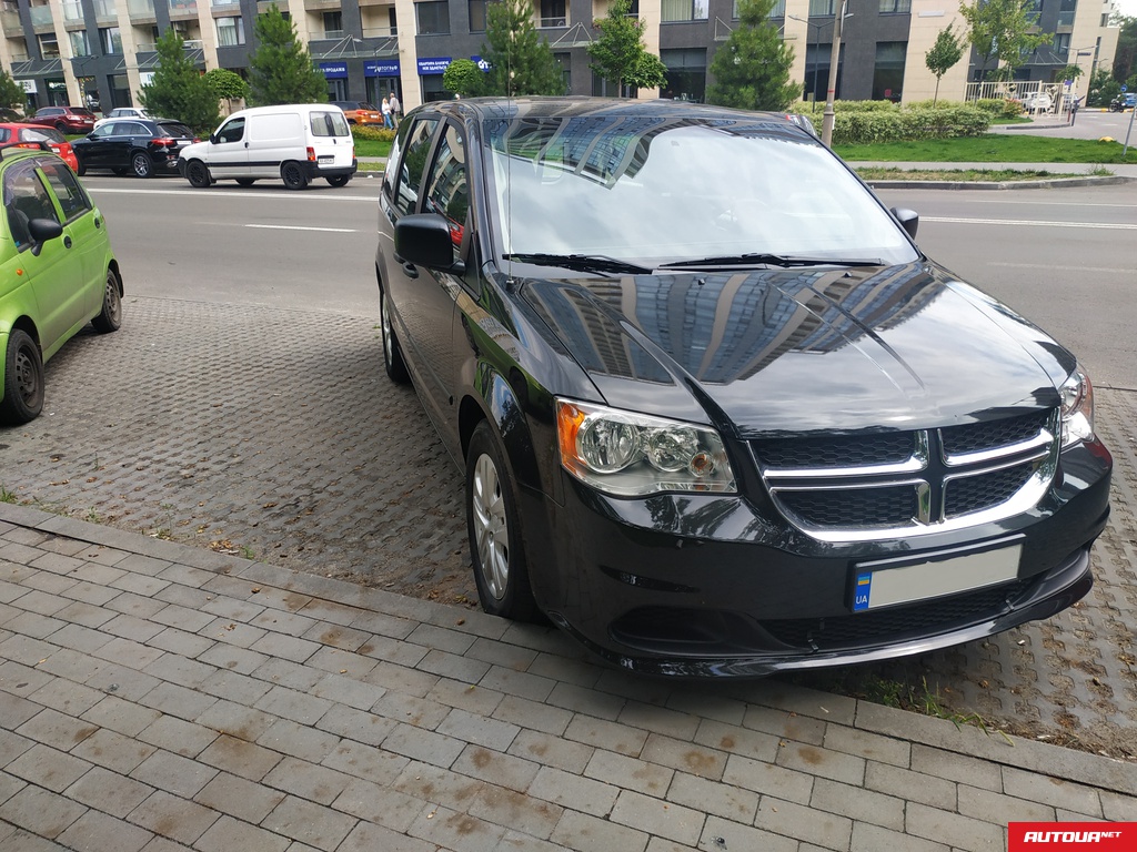 Dodge Grand Caravan  2016 года за 339 445 грн в Киеве