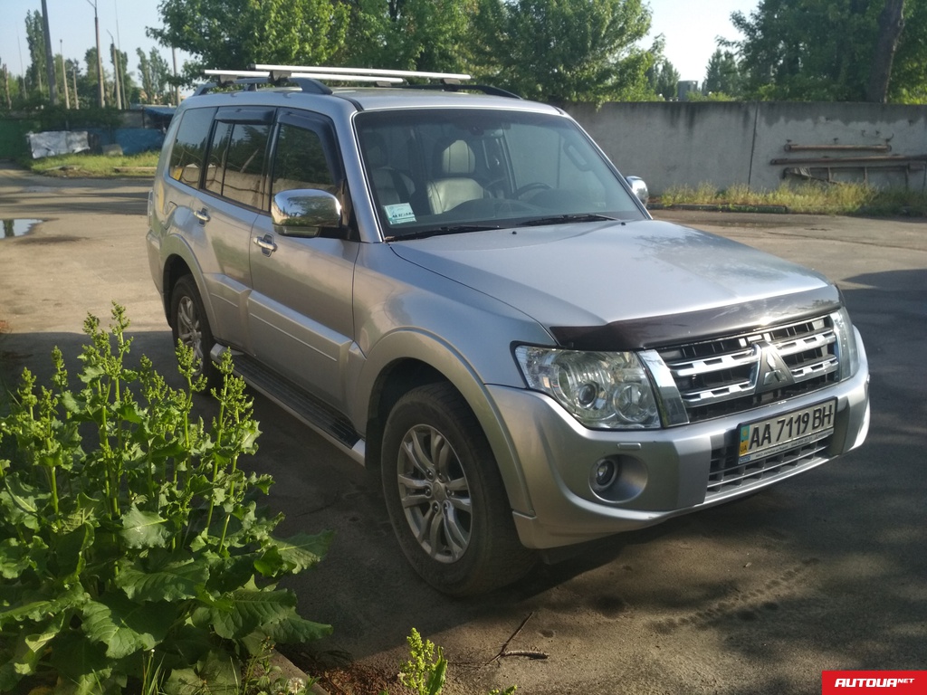 Mitsubishi Pajero  2013 года за 709 835 грн в Киеве
